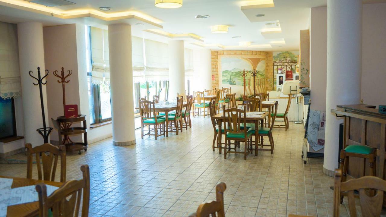 泰克斯俱乐部酒店 博托沙尼 外观 照片